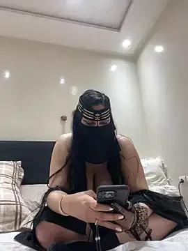 jyjyelamira from StripChat