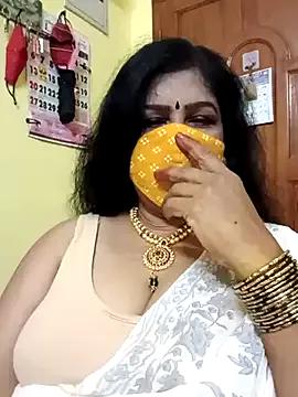 kaamini29 from StripChat is Freechat