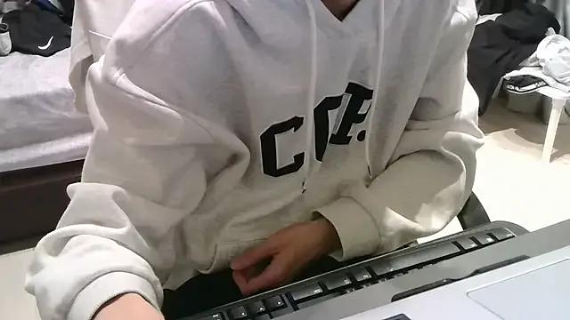 kaikai_0804 from StripChat