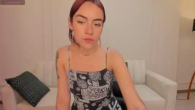 Try our streaming cams variety and talk on a personal level with our adorable girls streamers, showing off their bountiful shapes and dildos.