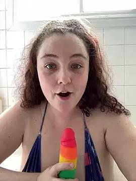 Kallmekate from StripChat is Freechat