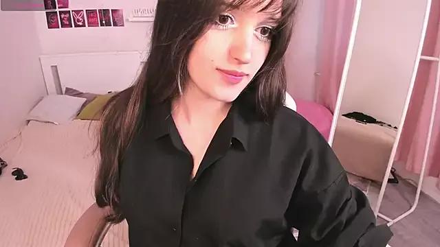 kamila_blush from StripChat is Freechat