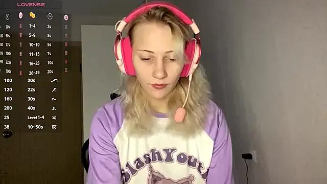 KandaceMassanelli from StripChat is Freechat