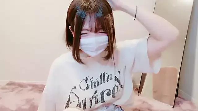 Kani_chan_ from StripChat is Freechat