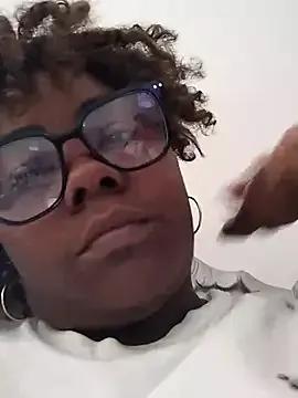 kaorysquirt from StripChat is Freechat