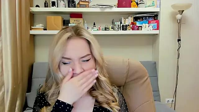 Kara_Smith_ from StripChat