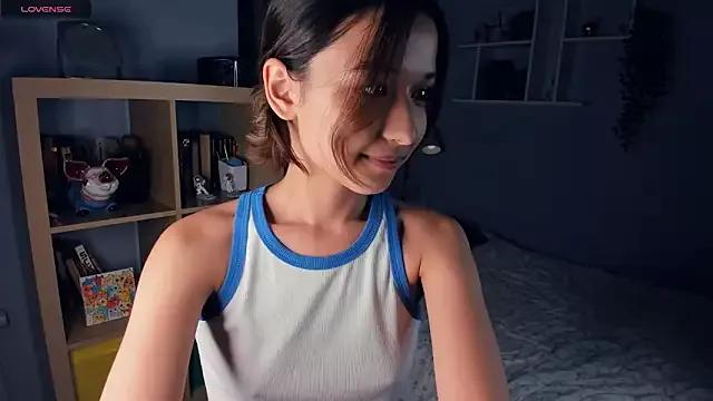 KaraKuvv from StripChat