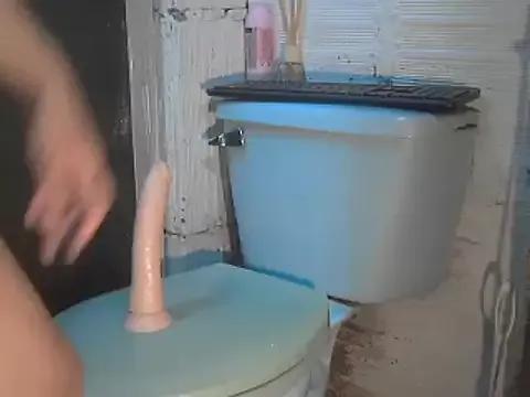 Karina1925 from StripChat is Freechat