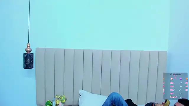 Try our streaming cams variety and talk on a personal level with our adorable girls streamers, showing off their bountiful shapes and dildos.