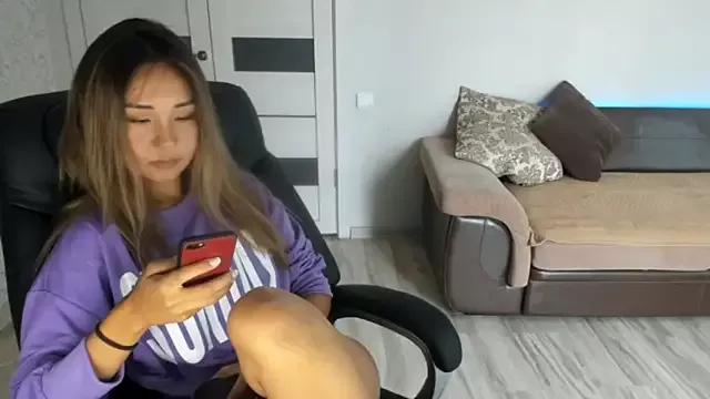 karishee from StripChat is Freechat
