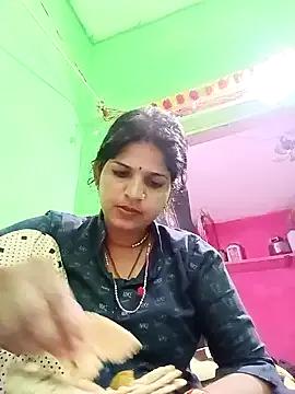 Karishma_cute from StripChat is Freechat
