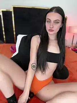 Teen: try streams with sophisticated streamers, from getting naked to curiosities, in a variety of adorable cam feeds.