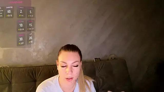 Try our streaming cams variety and talk on a personal level with our adorable girls streamers, showing off their bountiful shapes and dildos.