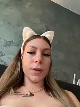 KarllaHoney from StripChat is Freechat