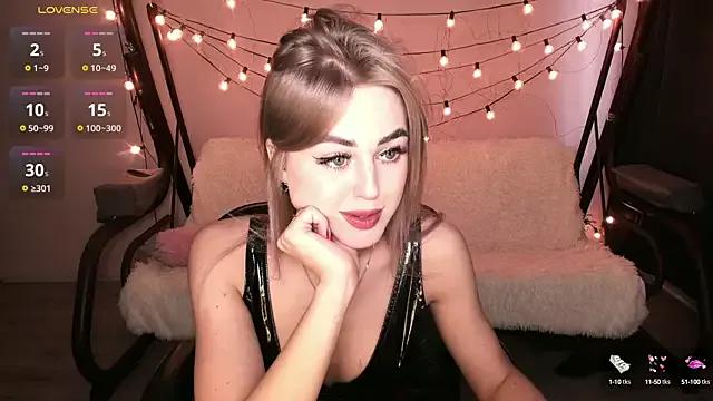 Try our streaming cams variety and talk on a personal level with our adorable girls streamers, showing off their bountiful shapes and dildos.