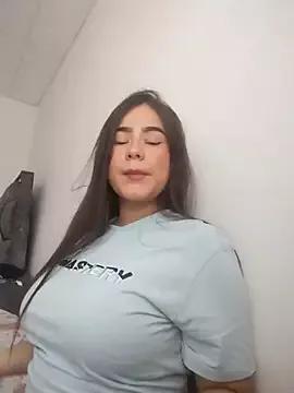 karoline_d from StripChat is Freechat
