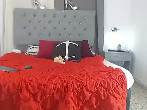 KarolLewys from StripChat is Freechat
