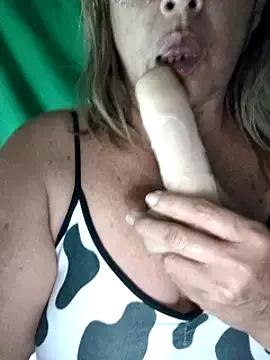 Kasandra_Ho from StripChat