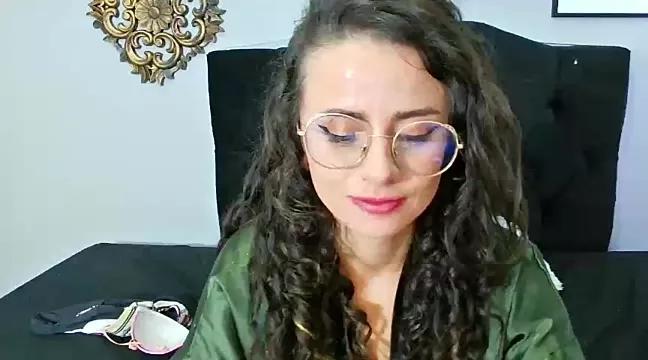 kassandra_james from StripChat