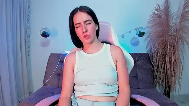 katalella_brown1 from StripChat