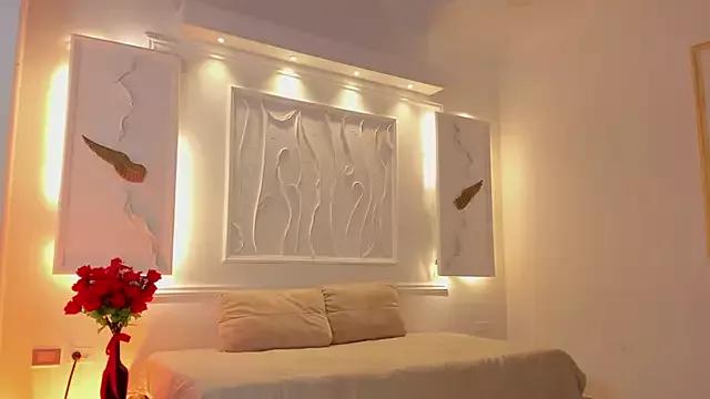 Kataleya_17 from StripChat