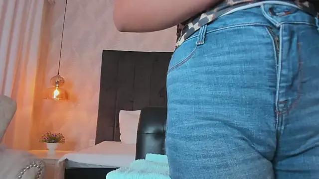 kataliina__ from StripChat