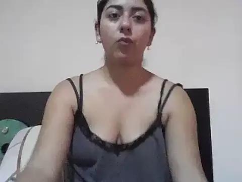 Katalina_Lavoie from StripChat