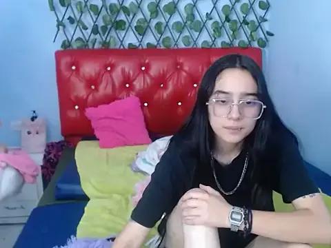 katalinathxandbritney1 from StripChat is Freechat