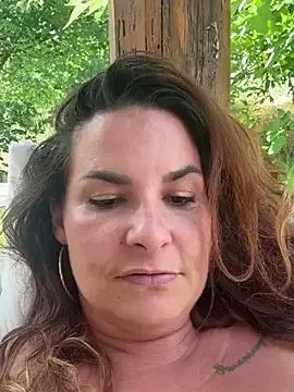 KatAluna from StripChat is Freechat