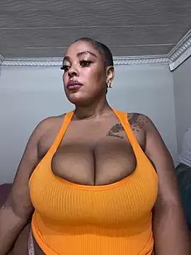 Katamia25 from StripChat