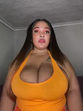 Katamia25 from StripChat