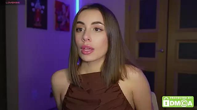 Try our streaming cams variety and talk on a personal level with our adorable girls streamers, showing off their bountiful shapes and dildos.