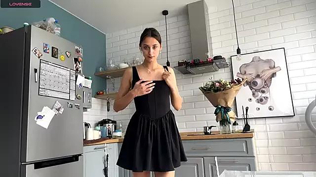 Try our streaming cams variety and talk on a personal level with our adorable girls streamers, showing off their bountiful shapes and dildos.
