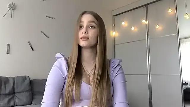 KaterinaBinaco from StripChat is Freechat