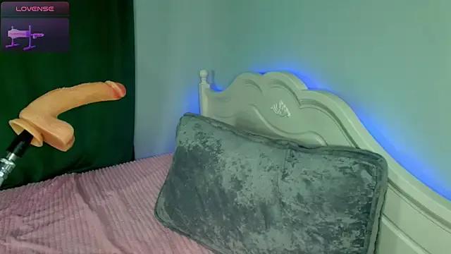 katerine_Monroe from StripChat is Freechat