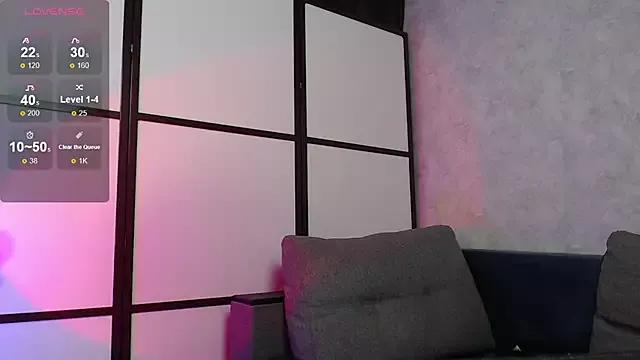 Try our streaming cams variety and talk on a personal level with our adorable girls streamers, showing off their bountiful shapes and dildos.