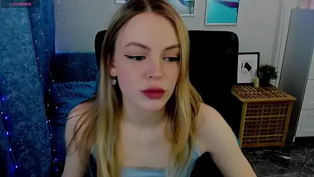 Try our streaming cams variety and talk on a personal level with our adorable girls streamers, showing off their bountiful shapes and dildos.