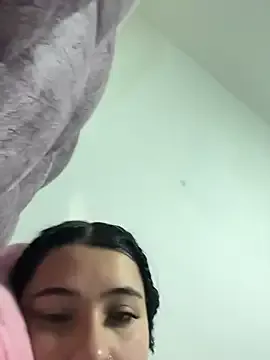 Katherinesweett_ from StripChat is Freechat