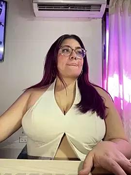 Try our streaming cams variety and talk on a personal level with our adorable girls streamers, showing off their bountiful shapes and dildos.