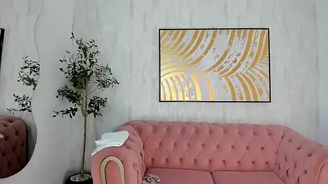 Try our streaming cams variety and talk on a personal level with our adorable girls streamers, showing off their bountiful shapes and dildos.