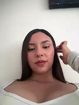 Katie_rawwww from StripChat is Freechat