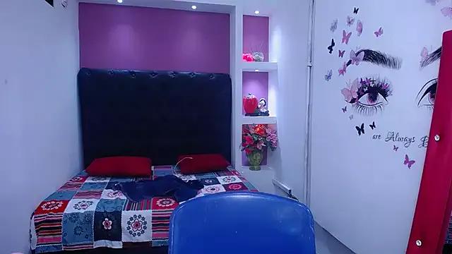KatrinaQueen1 from StripChat is Freechat