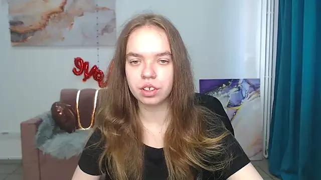 KatrinPearls from StripChat is Freechat