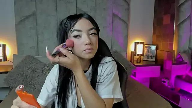 Try our streaming cams variety and talk on a personal level with our adorable girls streamers, showing off their bountiful shapes and dildos.