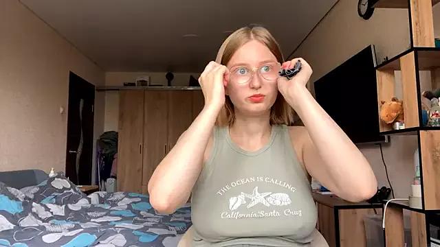 KATTIE_SLOWFiRE from StripChat is Freechat