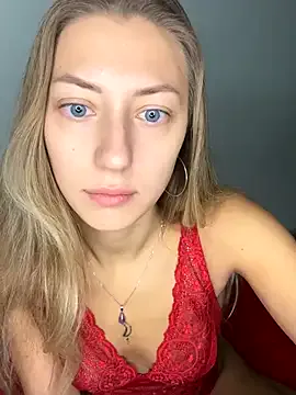 Katty_Betty on StripChat 