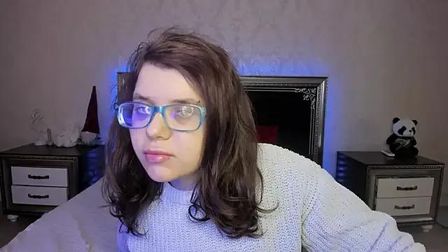 Try our streaming cams variety and talk on a personal level with our adorable girls streamers, showing off their bountiful shapes and dildos.