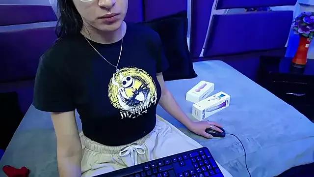 Katty_Queen from StripChat