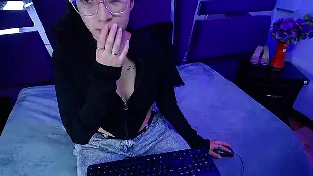 Katty_Queen from StripChat