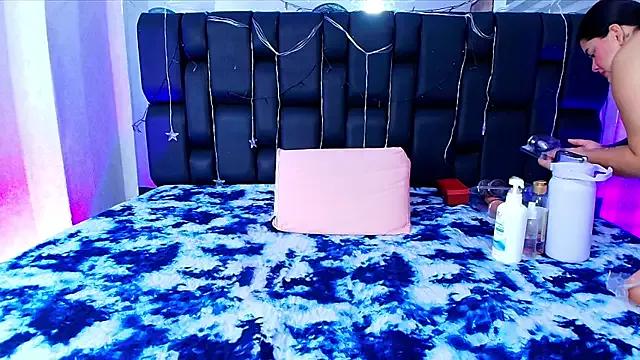 Try our streaming cams variety and talk on a personal level with our adorable girls streamers, showing off their bountiful shapes and dildos.